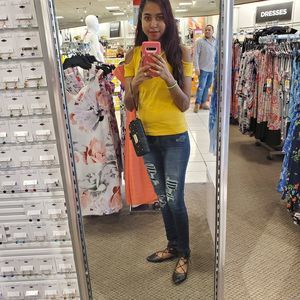 Meet your Posher, Marissa